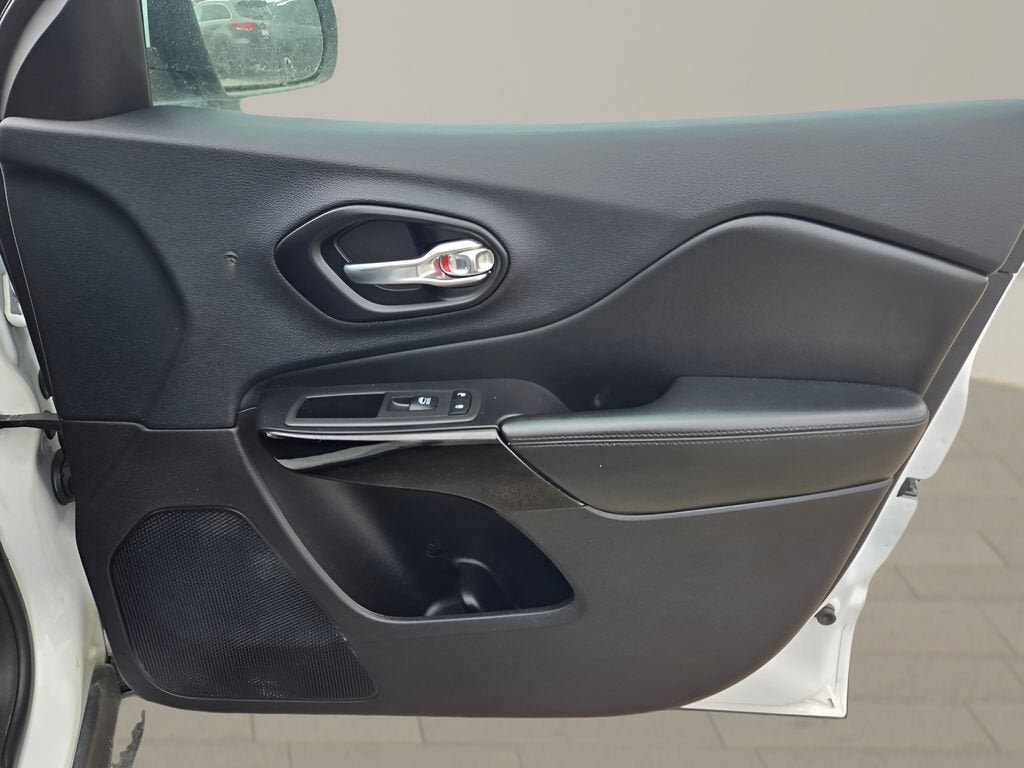 2021 Jeep Cherokee Altitude FWD
