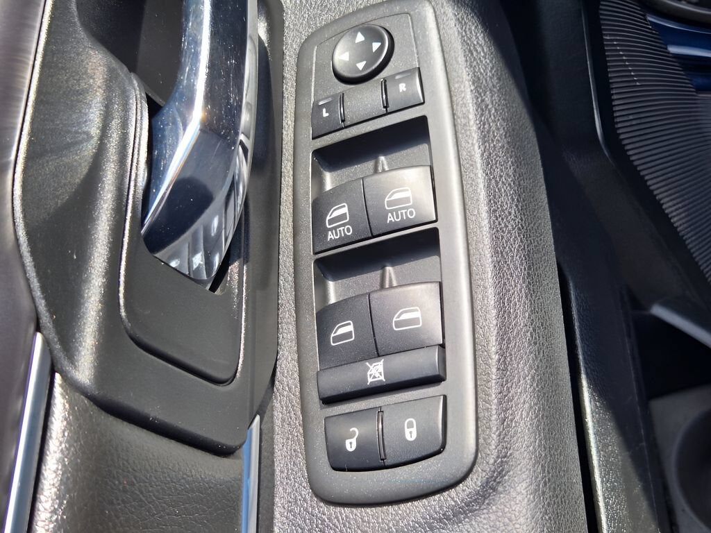 2022 RAM 1500 Classic Warlock Quad Cab 4x4 6'4" Box