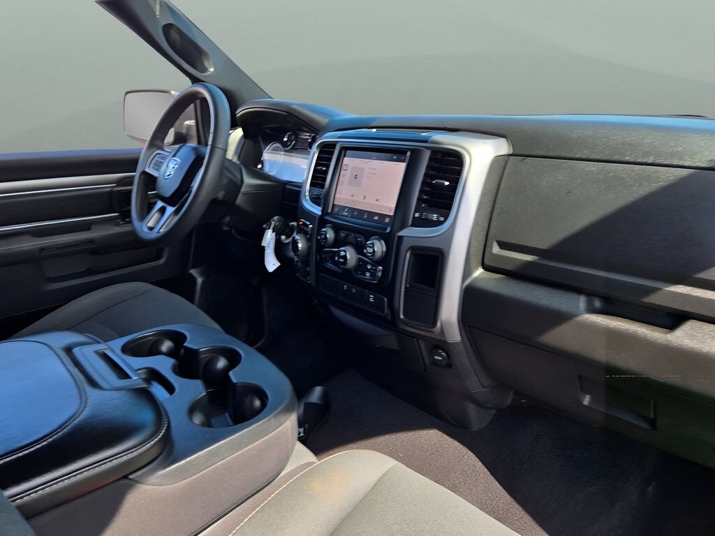 2022 RAM 1500 Classic Warlock Quad Cab 4x4 6'4" Box