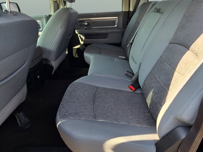 2017 RAM 1500 Big Horn Crew Cab 4x4 5'7" Box