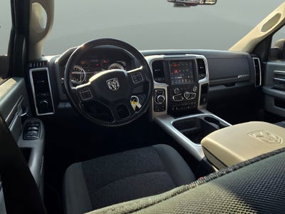 2017 RAM 1500 Big Horn Crew Cab 4x4 5'7" Box