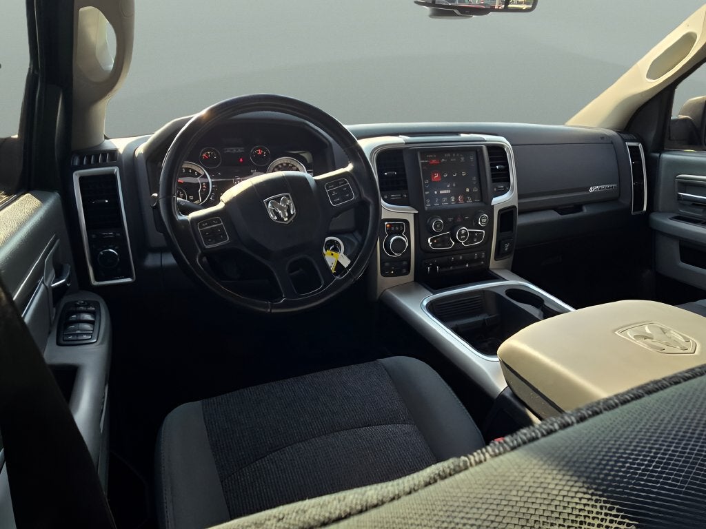 2017 RAM 1500 Big Horn Crew Cab 4x4 5'7" Box
