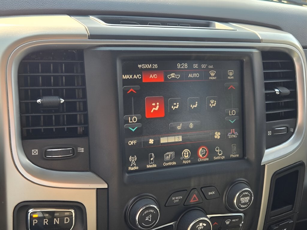 2017 RAM 1500 Big Horn Crew Cab 4x4 5'7" Box