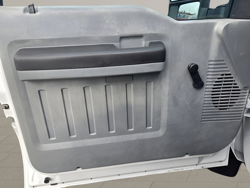 2015 Ford Super Duty F-550 DRW XL