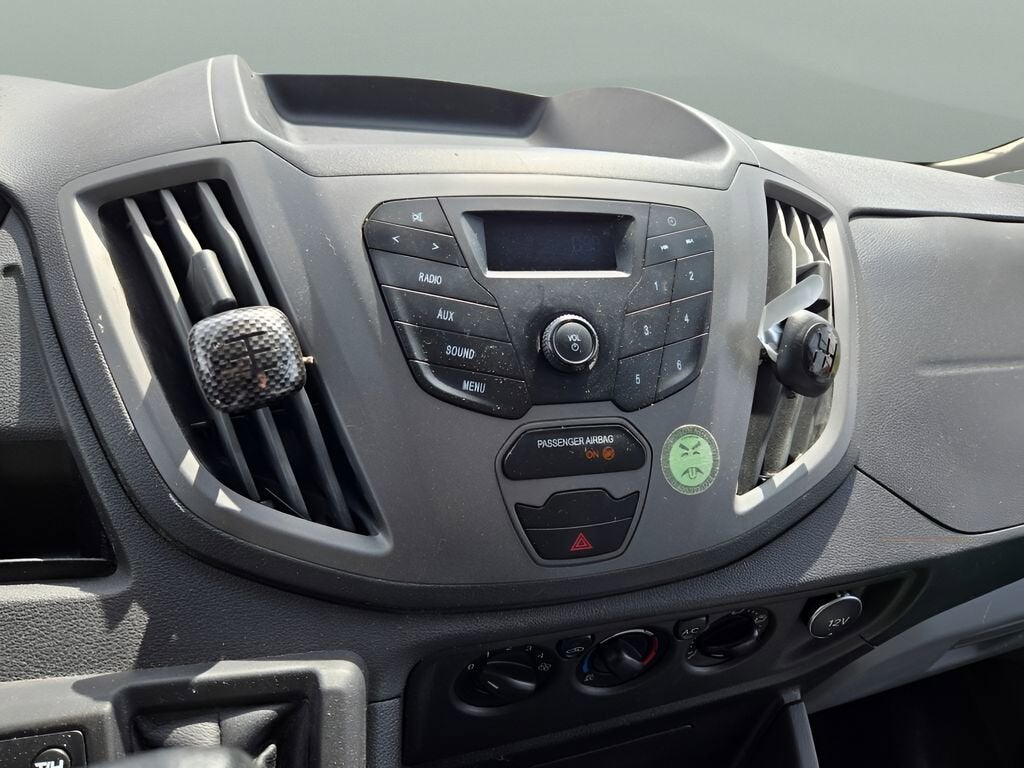 2017 Ford Transit-250 T-250 148 MD RF S