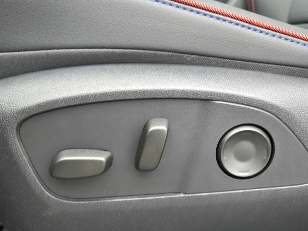 2025 Chevrolet Silverado EV RST - Max Range