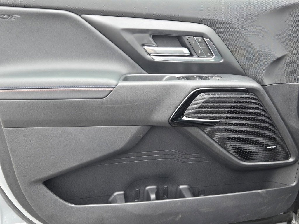 2025 Chevrolet Silverado EV RST - Max Range