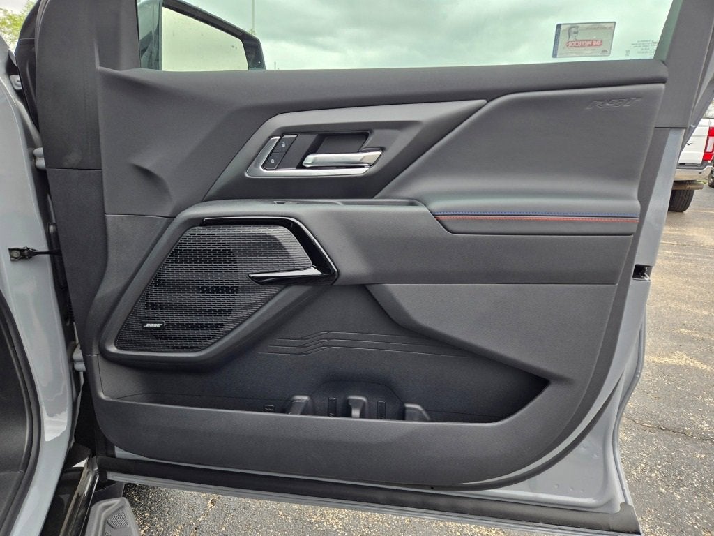 2025 Chevrolet Silverado EV RST - Max Range