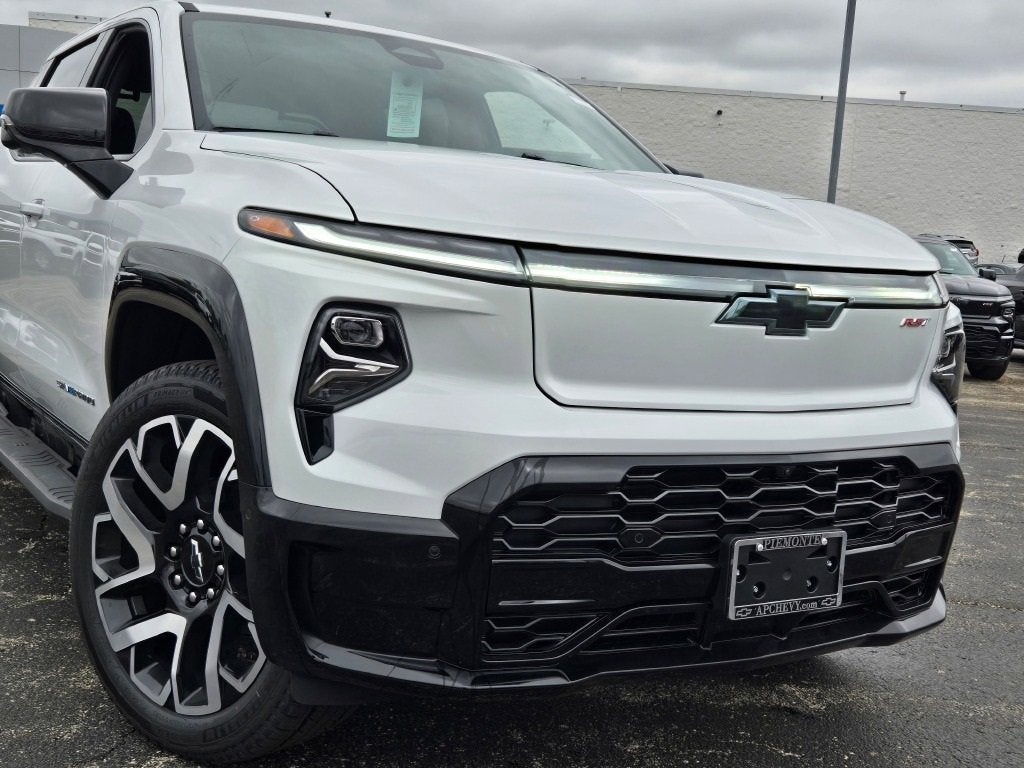 2025 Chevrolet Silverado EV RST - Max Range