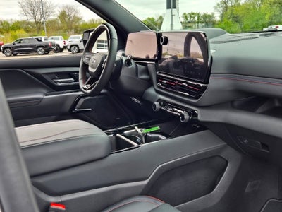 2025 Chevrolet Silverado EV RST - Max Range