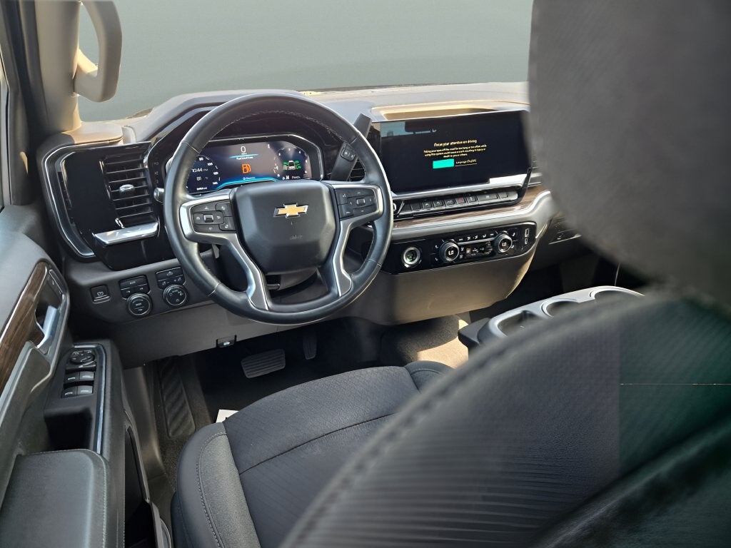 2023 Chevrolet Silverado 1500 LT (2FL)
