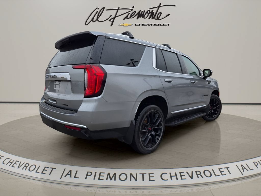 2023 GMC Yukon SLT