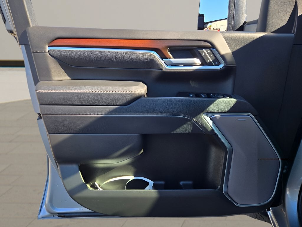 2025 GMC Sierra 2500 HD Denali