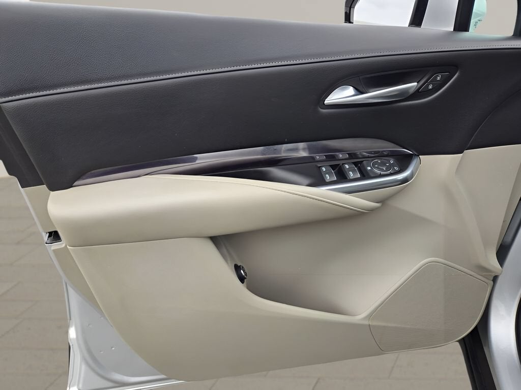 2021 Cadillac XT4 AWD Luxury