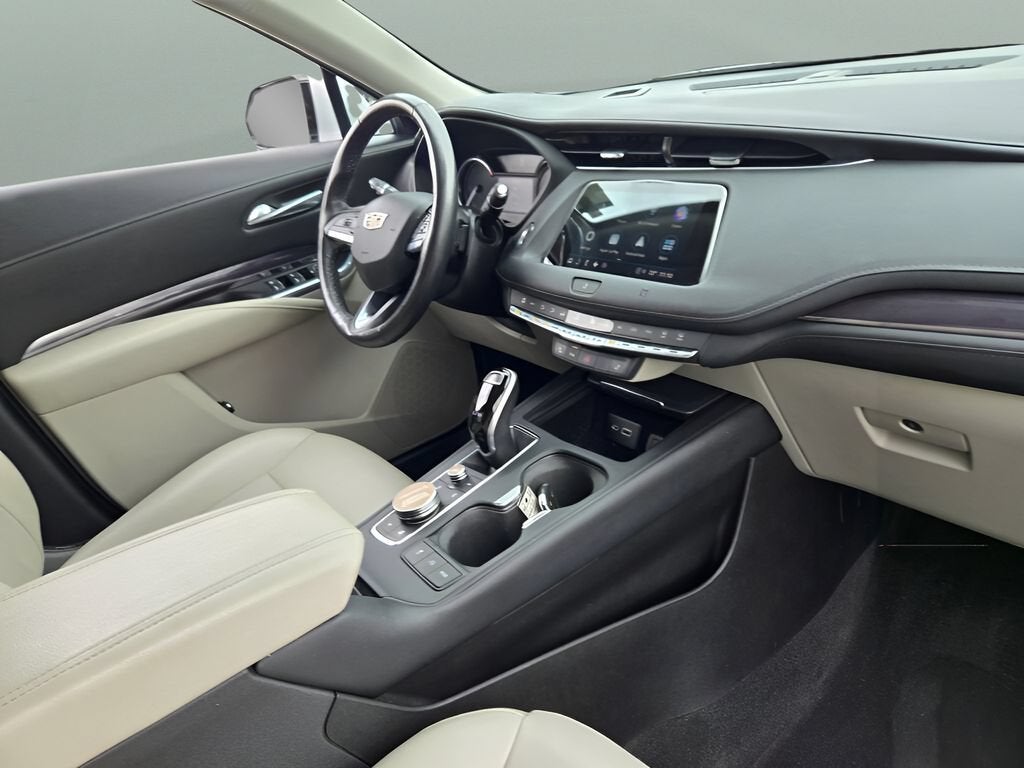 2021 Cadillac XT4 AWD Luxury