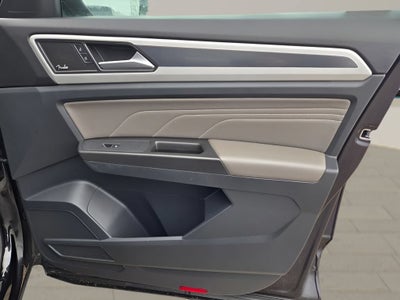 2022 Volkswagen Atlas 3.6L V6 SEL Premium R-Line