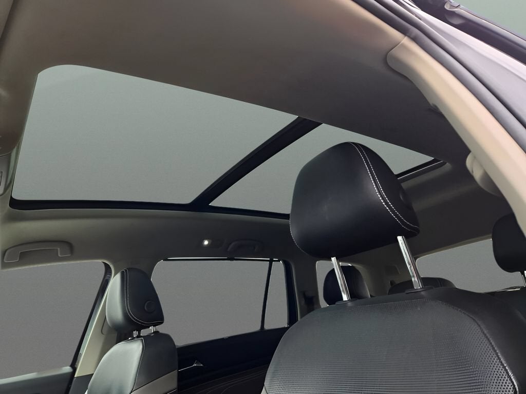 2022 Volkswagen Atlas 3.6L V6 SEL Premium R-Line