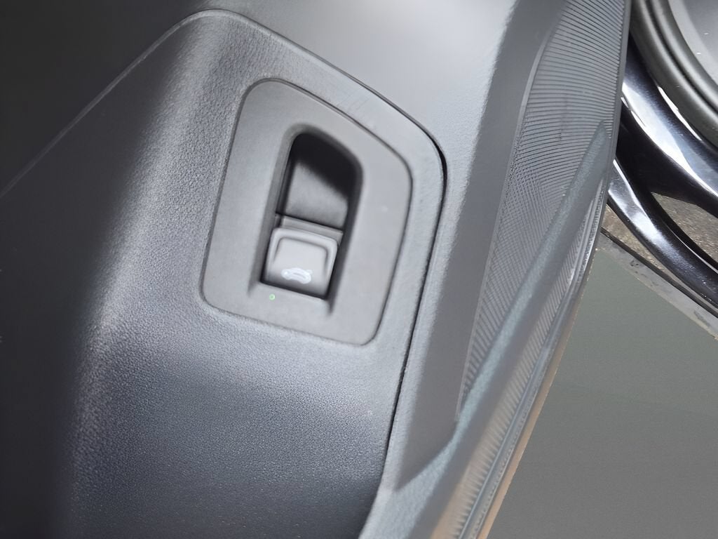 2022 Volkswagen Atlas 3.6L V6 SEL Premium R-Line