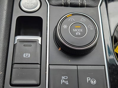 2022 Volkswagen Atlas 3.6L V6 SEL Premium R-Line