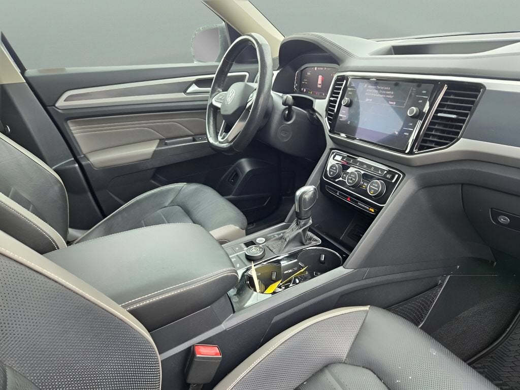2022 Volkswagen Atlas 3.6L V6 SEL Premium R-Line
