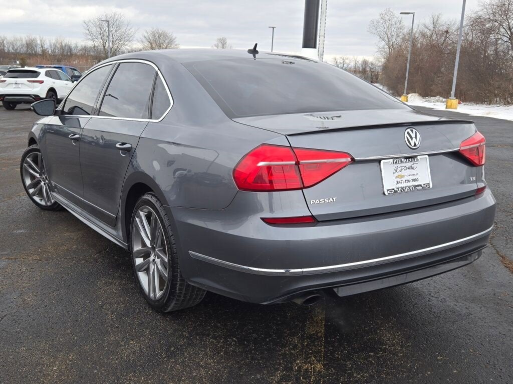 2016 Volkswagen Passat 1.8T R-Line