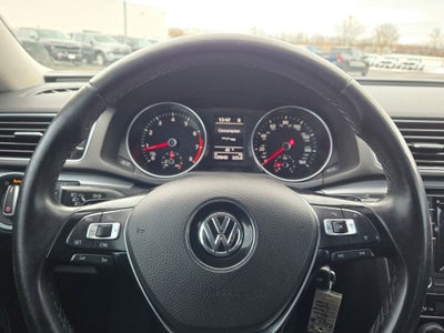 2016 Volkswagen Passat 1.8T R-Line