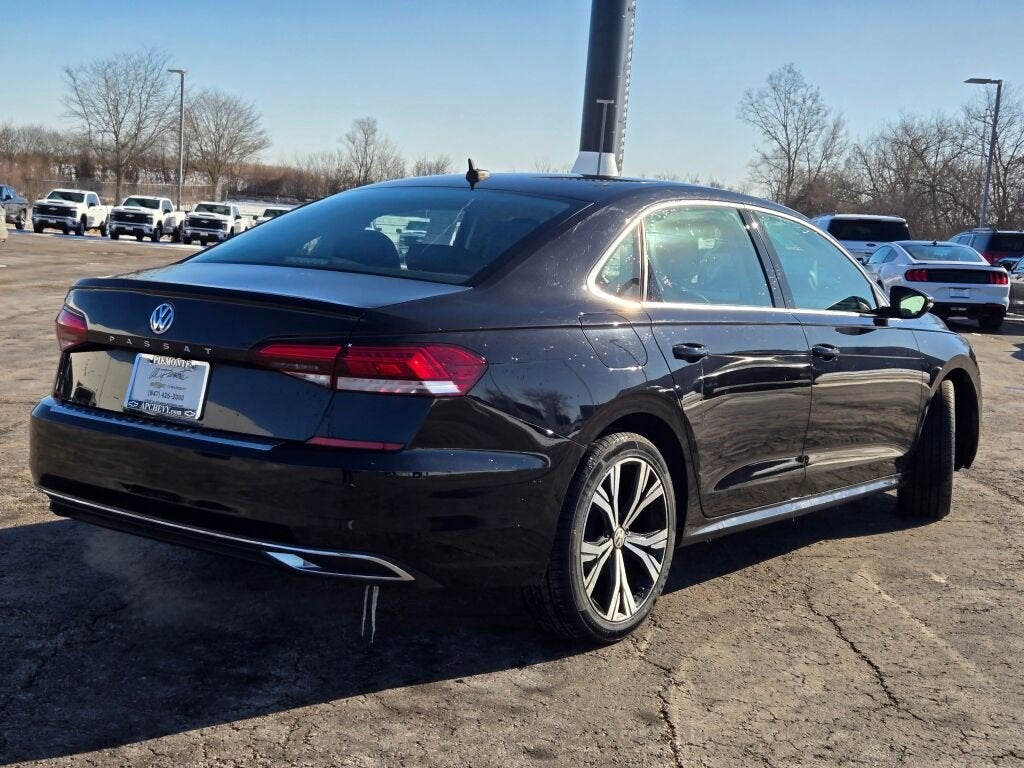 2021 Volkswagen Passat 2.0T SE