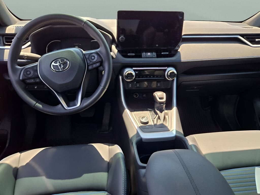 2025 Toyota RAV4 Hybrid XSE
