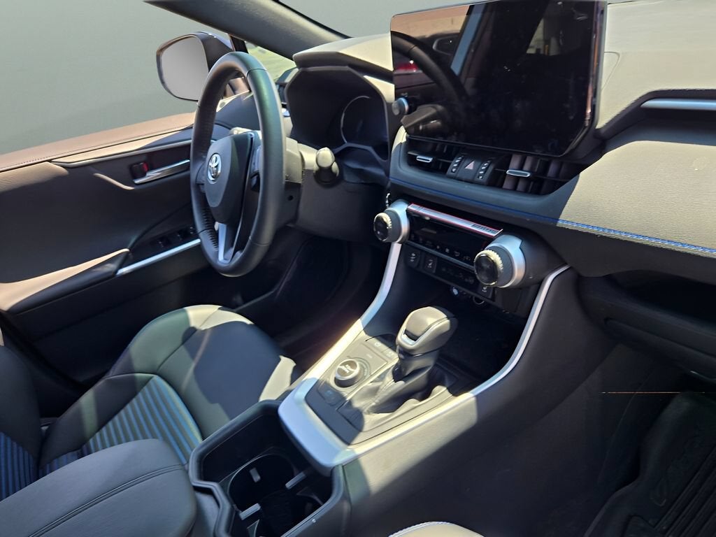 2025 Toyota RAV4 Hybrid XSE