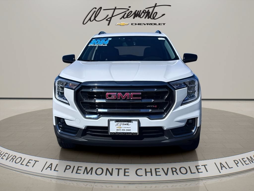 2024 GMC Terrain AT4