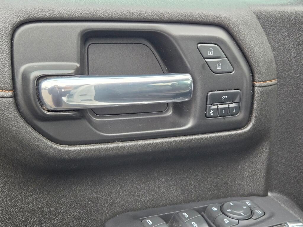 2022 GMC Sierra 1500 Limited AT4