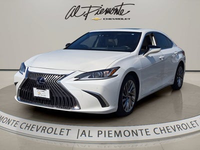 2019 Lexus ES 300h Luxury