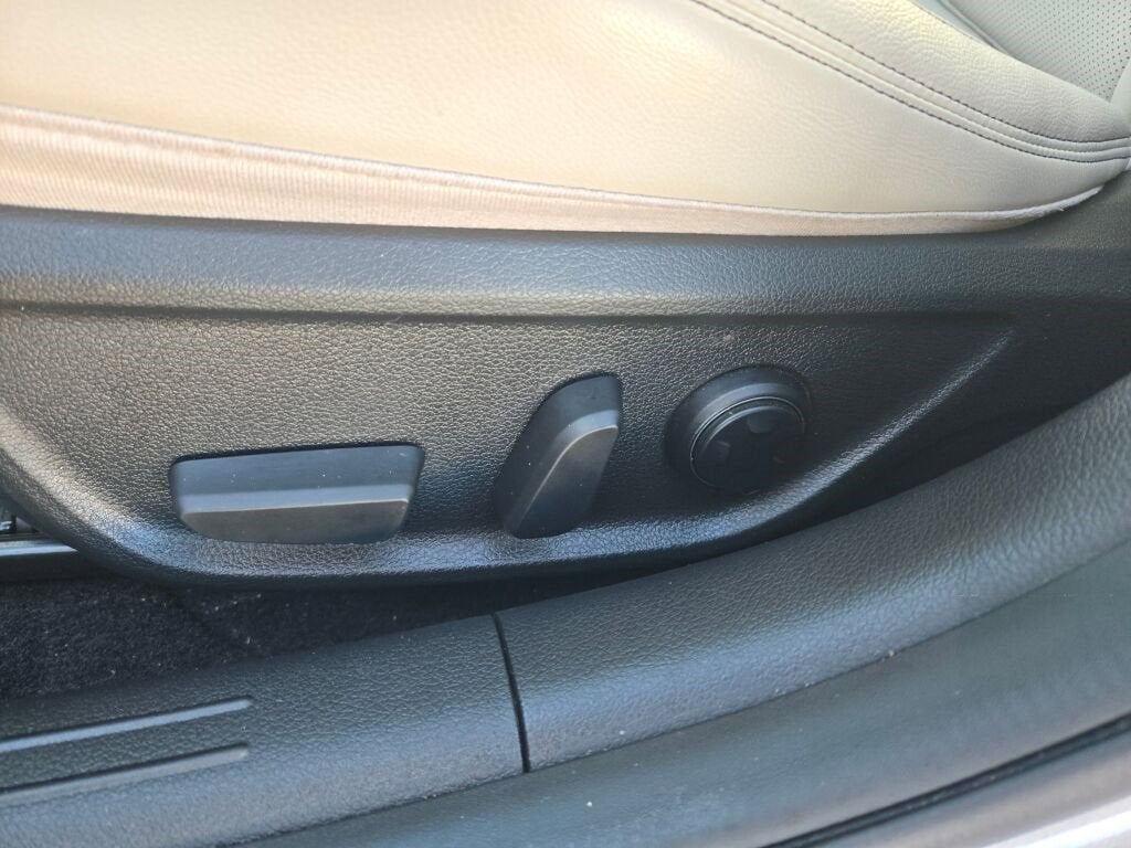 2023 Genesis G70 2.0T AWD