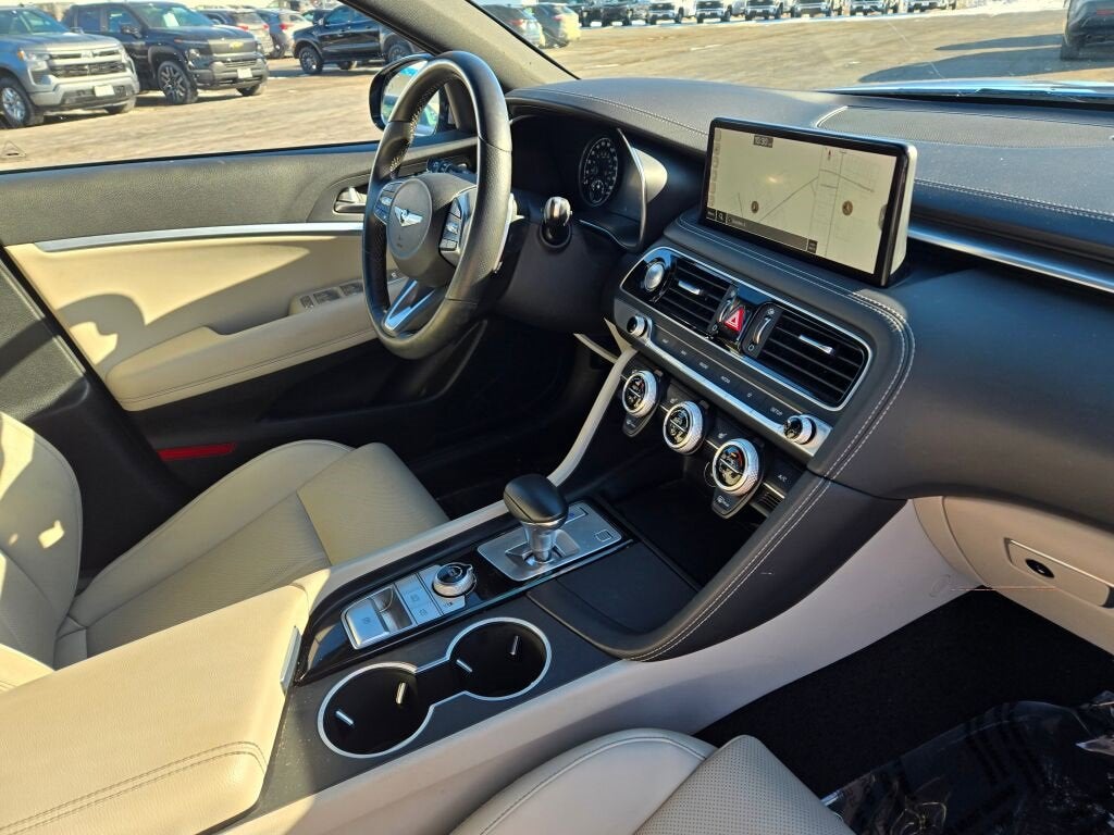 2023 Genesis G70 2.0T AWD