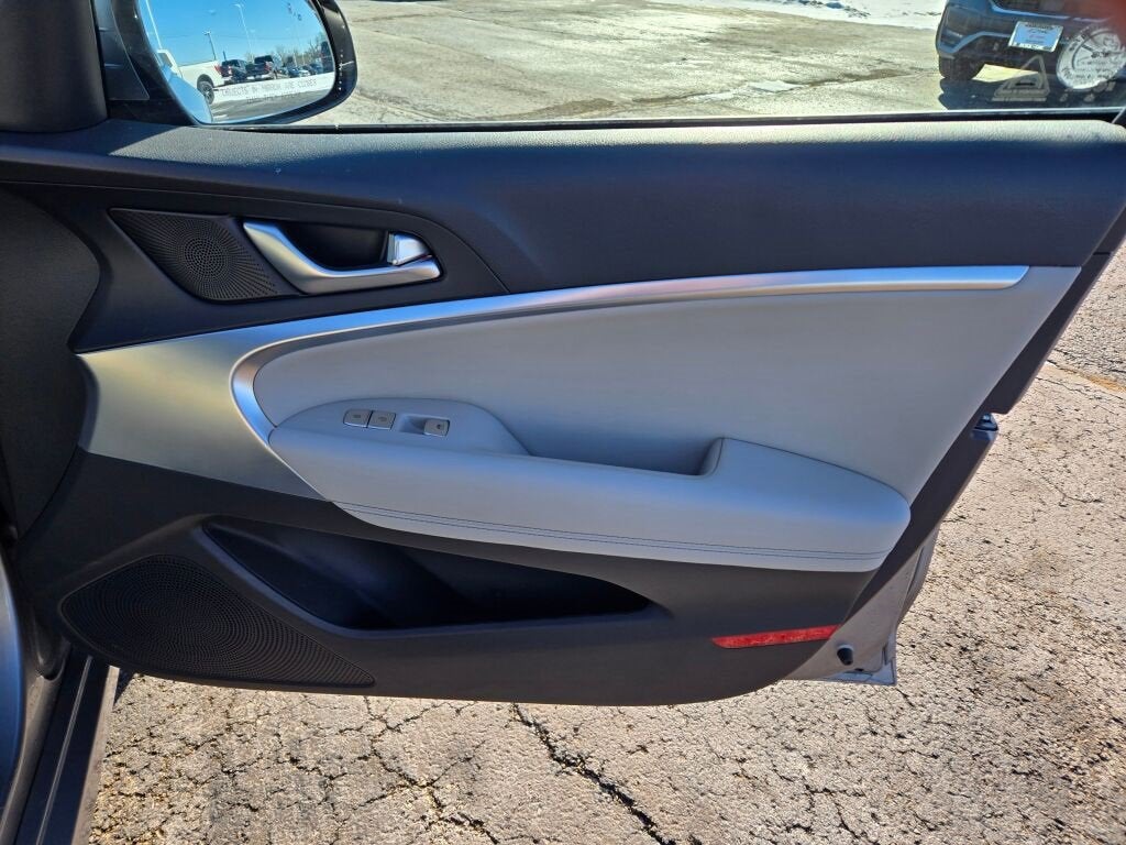 2023 Genesis G70 2.0T AWD