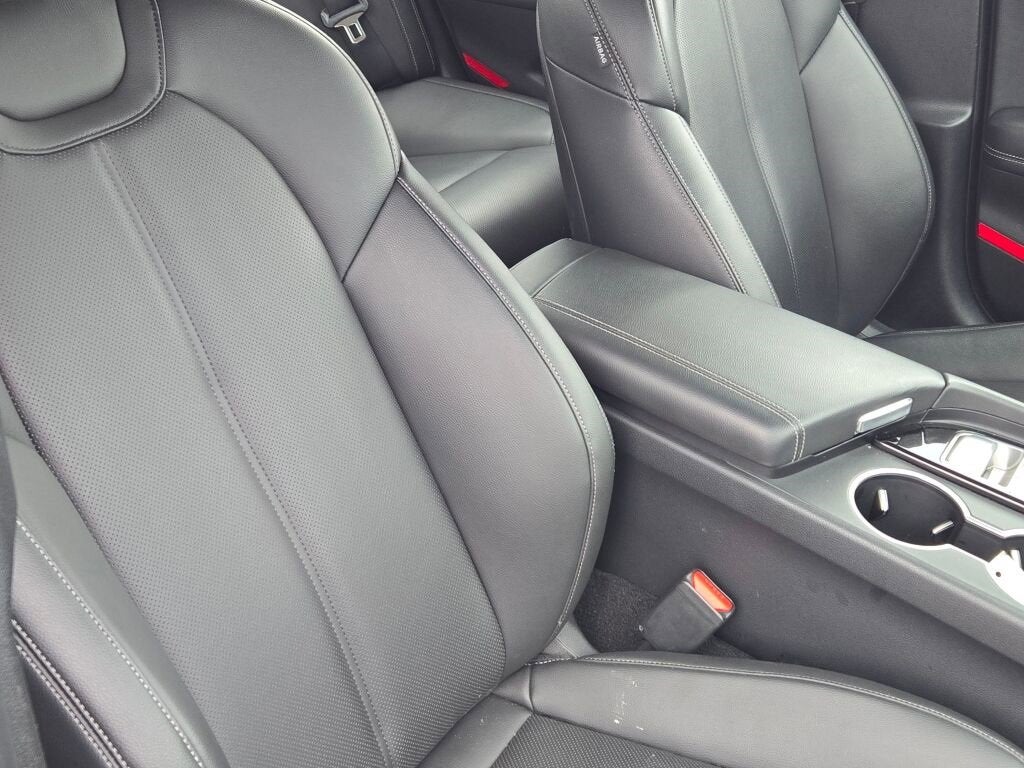 2023 Genesis G70 2.0T AWD