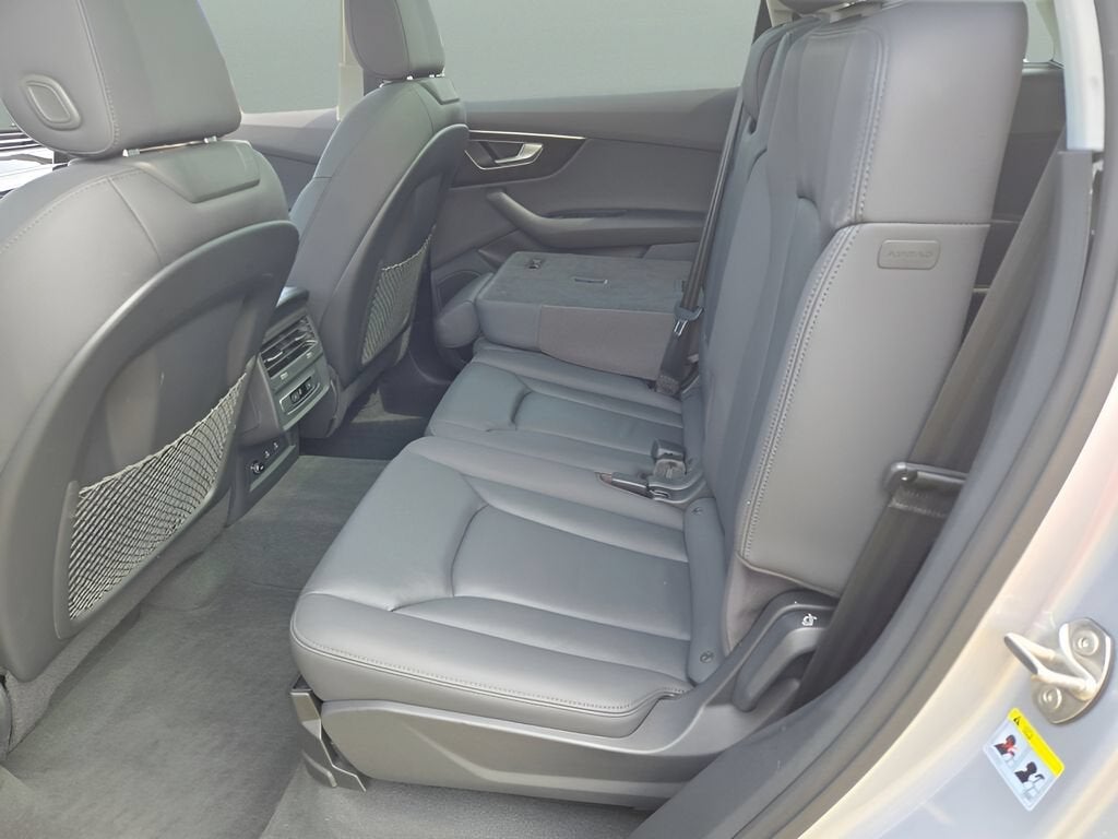 2022 Audi Q7 Premium Plus 55 TFSI quattro Tiptronic