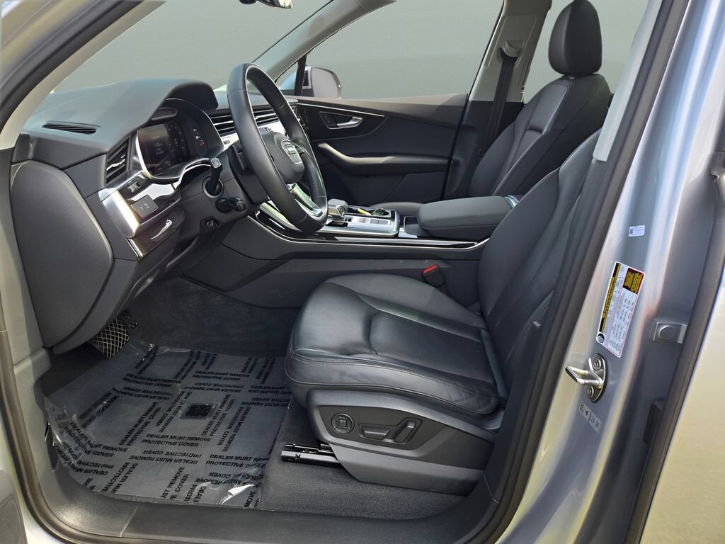2022 Audi Q7 Premium Plus 55 TFSI quattro Tiptronic