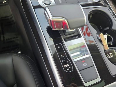 2022 Audi Q7 Premium Plus 55 TFSI quattro Tiptronic
