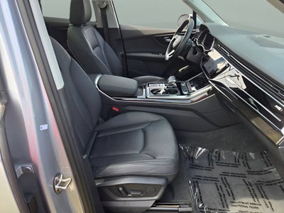 2022 Audi Q7 Premium Plus 55 TFSI quattro Tiptronic