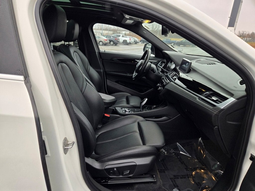 2022 BMW X2 xDrive28i