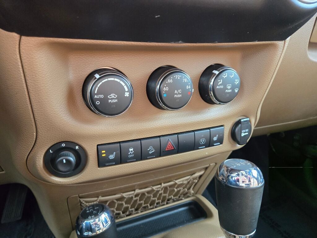 2015 Jeep Wrangler Sahara