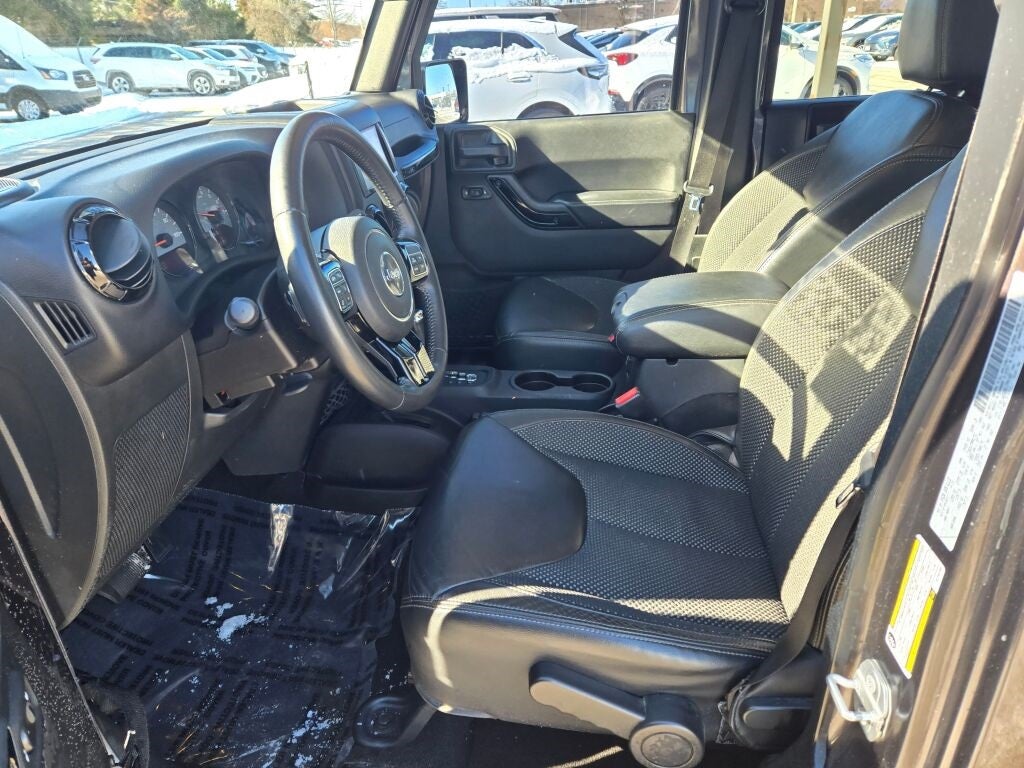 2016 Jeep Wrangler Unlimited Sahara