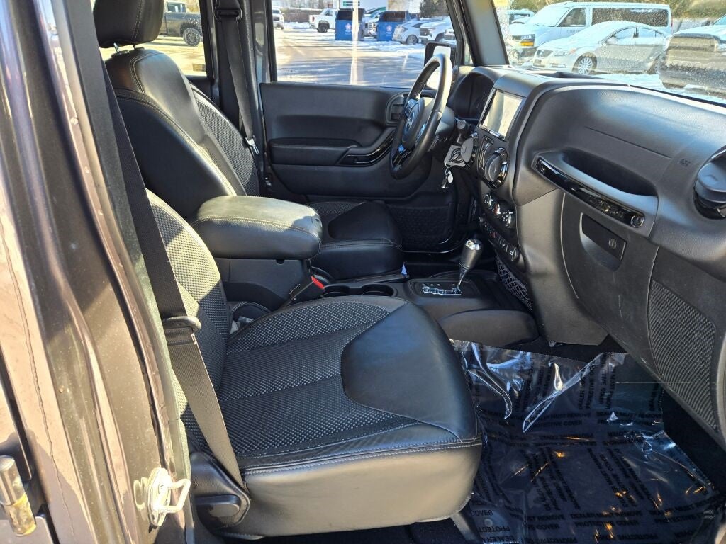 2016 Jeep Wrangler Unlimited Sahara