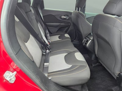 2017 Jeep Cherokee Sport