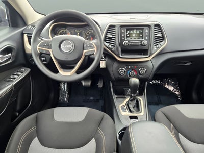 2017 Jeep Cherokee Sport