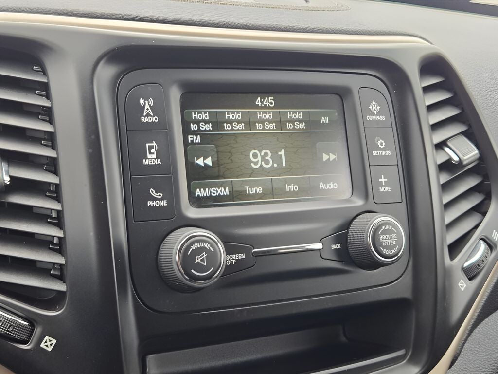 2017 Jeep Cherokee Sport