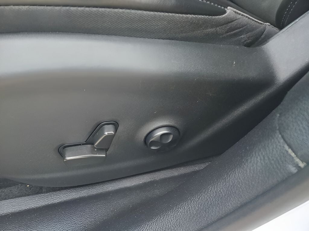 2021 Jeep Cherokee Altitude