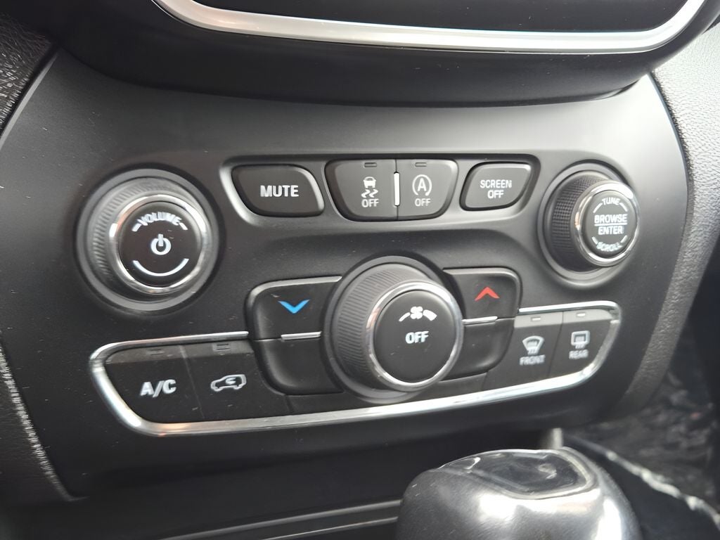 2021 Jeep Cherokee Altitude