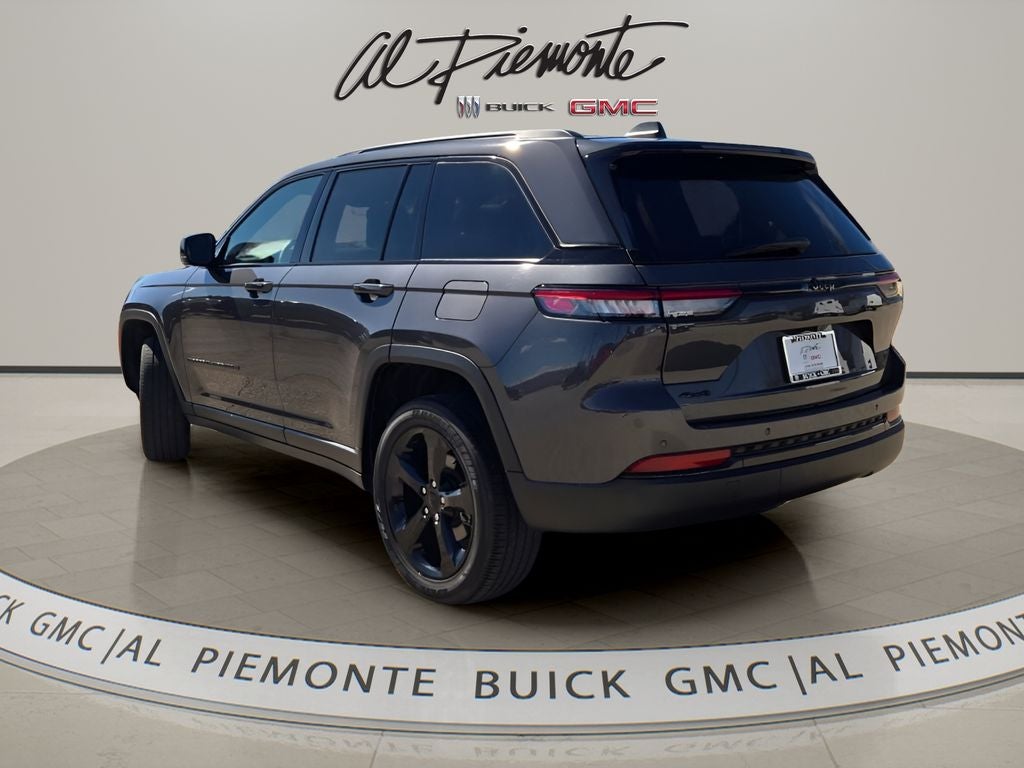 2023 Jeep Grand Cherokee Altitude